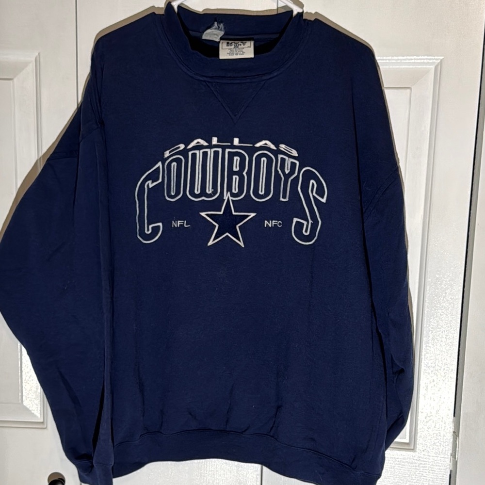 Vintage Lee Navy Blue Crewneck Sweater with Classic Design